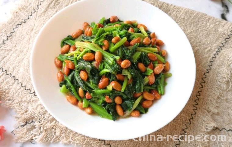 Method for making spinach and peanut kernels