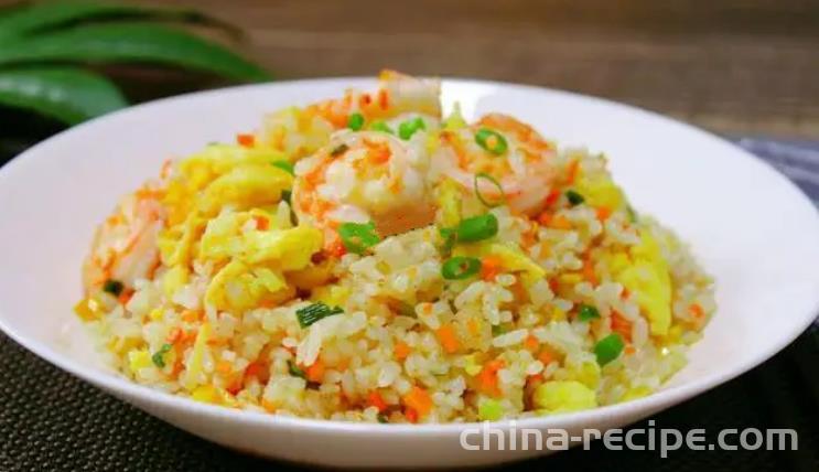 How to make scallops, shrimps, eggs and Fried Rice