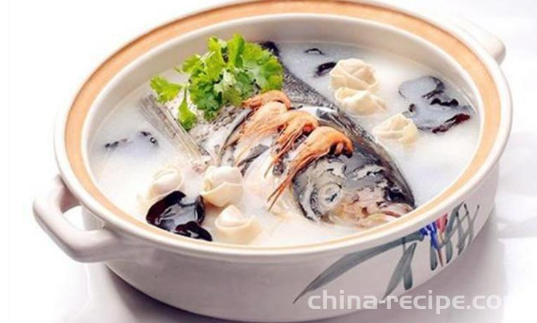 The recipe for fish head soup