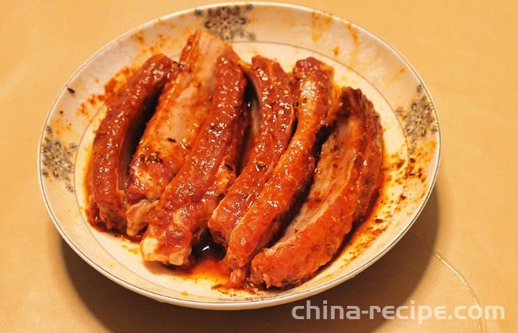 The recipe for fragrant roasted pork ribs