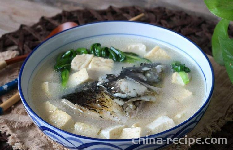 The recipe for sour fish head soup