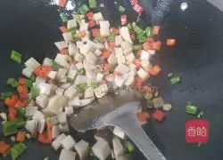 杏鲍菇炒肉丸与鹌鹑蛋的做法图解9