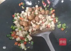 杏鲍菇炒肉丸与鹌鹑蛋的做法图解10