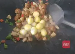 杏鲍菇炒肉丸与鹌鹑蛋的做法图解11