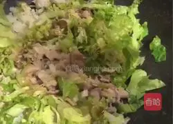 肥牛炒饭的做法图解3