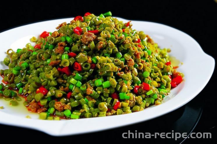 Method of Fried Beans with Minced Meat and pickled Chinese cabbage