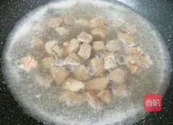 土豆烧牛肉的做法图解2