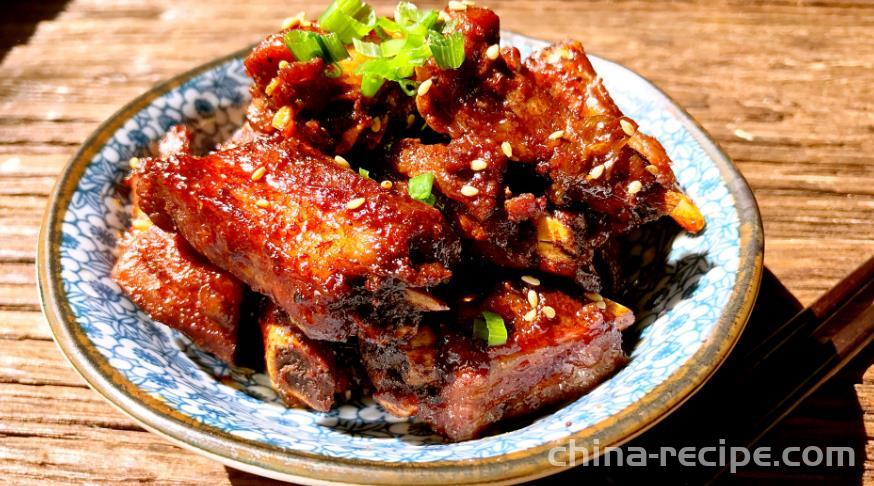 The recipe for home cooked braised pork ribs