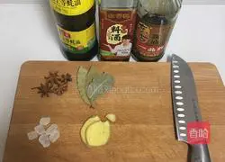 排骨炖土豆的做法图解1