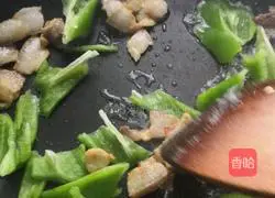 豆芽炒肉的做法图解5