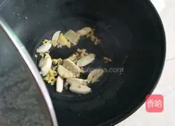 腊肉炒土豆的做法图解2