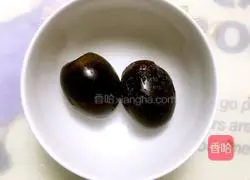 金鱼皮蛋豆腐的做法图解2