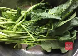 干豆腐拌菠菜的做法图解1