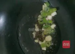 《榨菜肉丝》的做法图解3