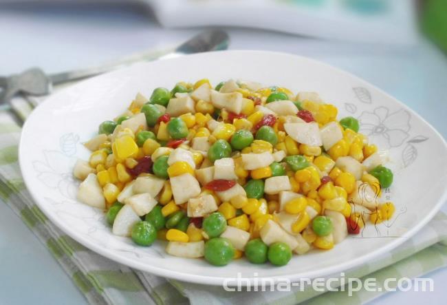 The method of stir frying corn kernels with green beans