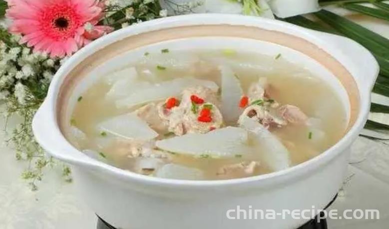 The recipe for pork and radish soup