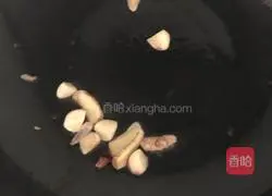 蛋白肉炒熏肉的做法图解6