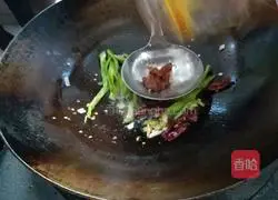 辣炒豆腐皮的做法图解4