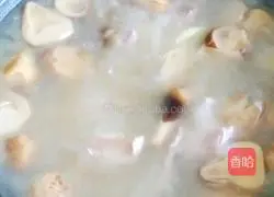 瘦肉豆腐汤的做法图解2