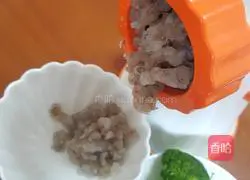 西兰花鲜虾饼的做法图解2