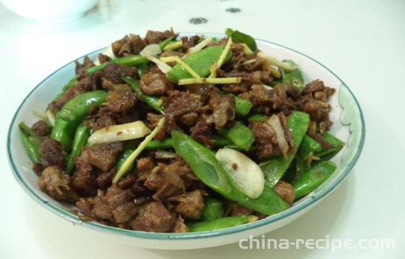 The method of cooking duck with green beans