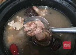 黑豆香菇排骨汤的做法图解12