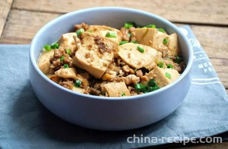 The method of cooking tofu with minced meat