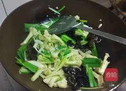 有机菜花炒肉的做法图解5