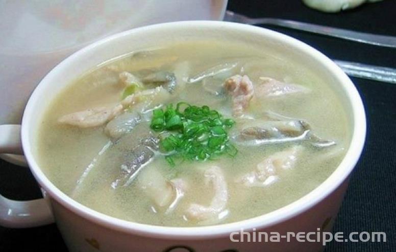 The recipe for nutritious mushroom soup