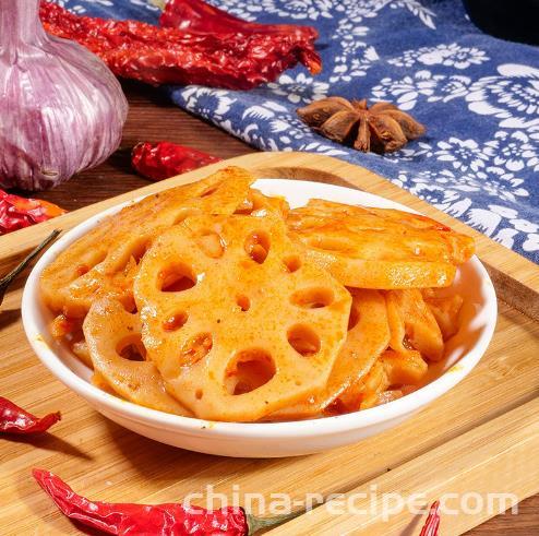 The recipe for spicy and crispy lotus root