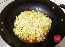 海鲜焖麻食的做法图解9