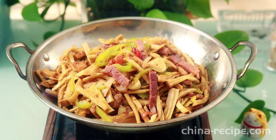 Recipe for serving rice with dried bamboo shoots