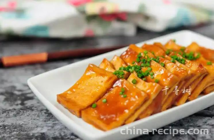 The recipe for sweet and spicy golden tofu