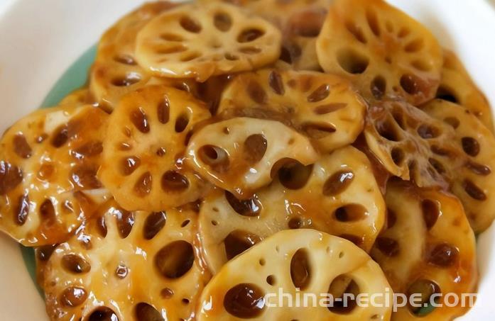 The method of making sweet and sour lotus root slices