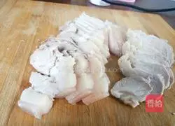 酸菜汆白肉的做法图解4