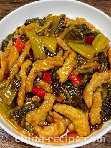 How to stir fry pork with pickled Chinese cabbage