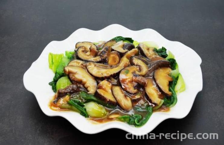 The method of stir frying vegetables with shiitake mushrooms