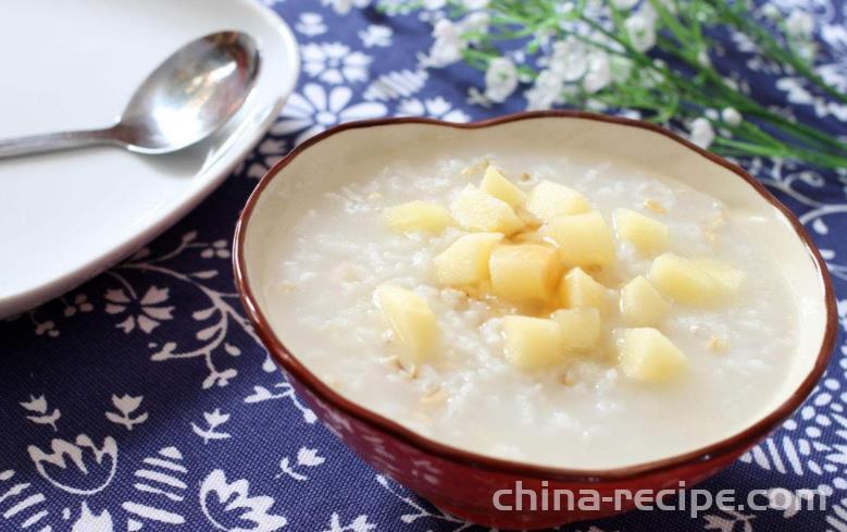 How to make apple oatmeal Congee