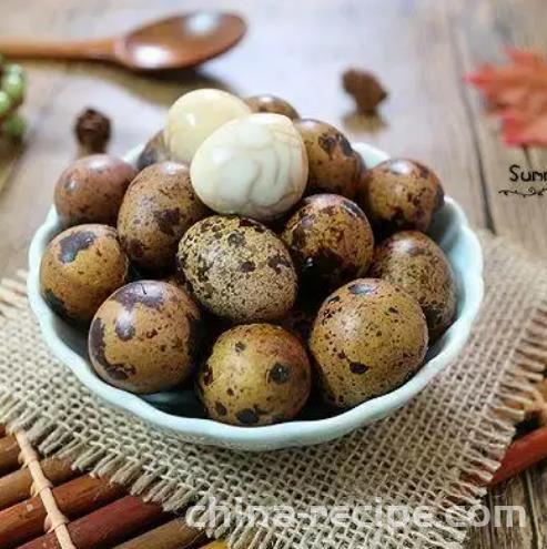 Preparation of Five Fragrance Tea Quail Eggs