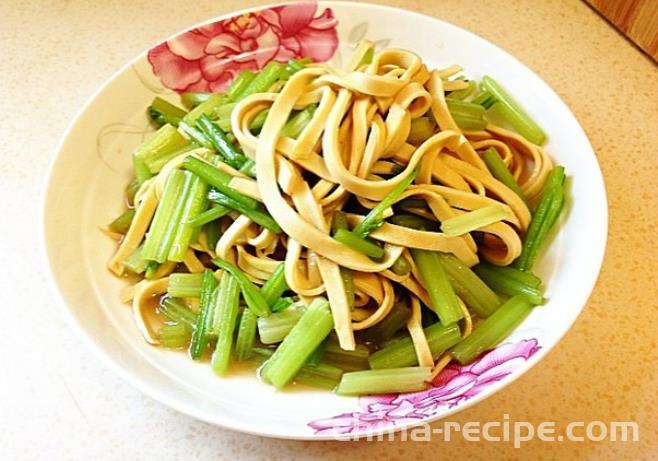 The method of stir frying celery with soybean skin