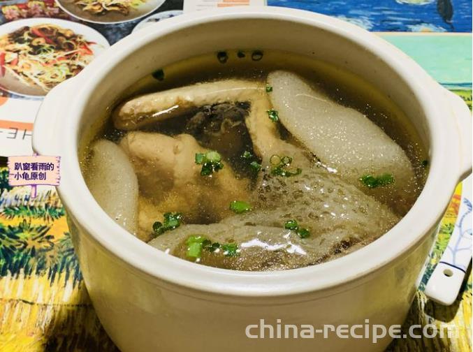 The recipe for chicken soup with Yun'er Jin bamboo sheng