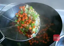 新文美食 花椒盐豆的做法图解8