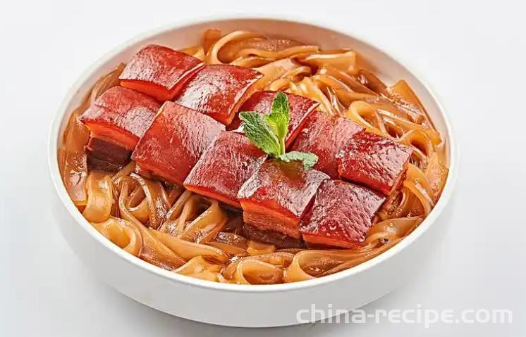 Practice of Braised pork belly in Brown Sauce