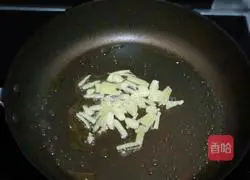 鸡肉炒粉丝的做法图解2