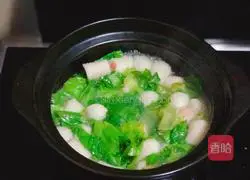 青菜鱼丸汤的做法图解4