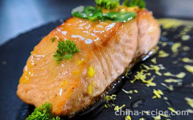 The recipe for pan frying salmon