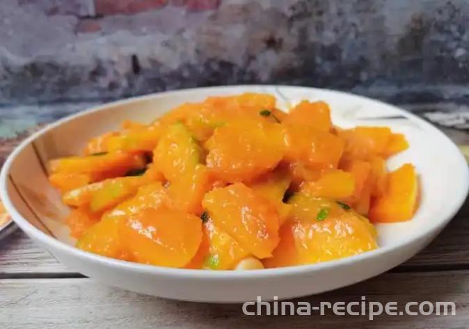 The method of stir frying pumpkin