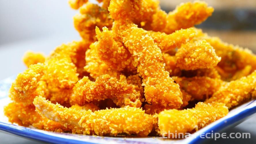 The method of making crispy golden chicken fillet