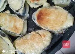 烙茄饼的做法图解6