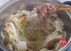 牛肉菌菇汤的做法图解8